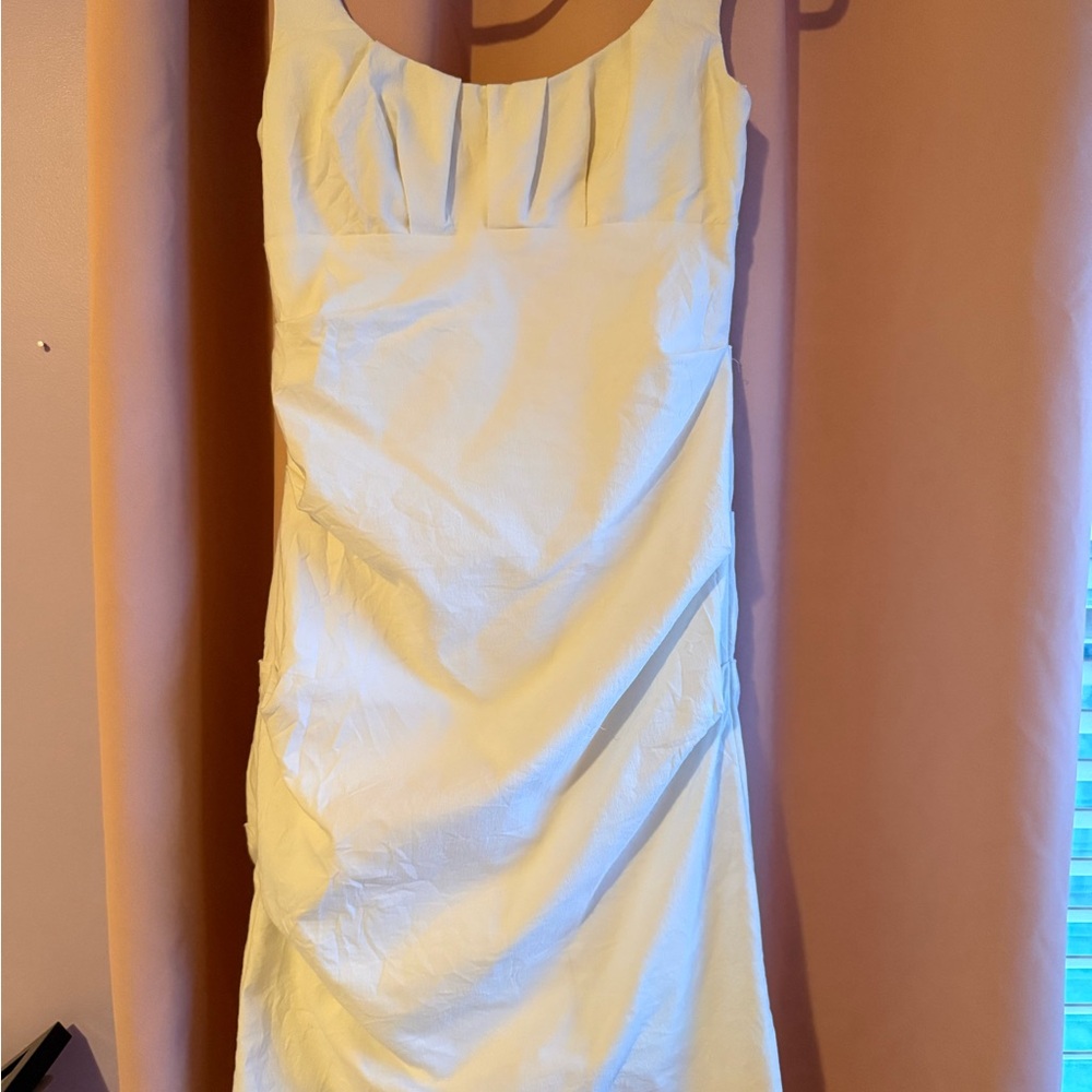 Nicole Miller Classic White Sleeveless Dress - Elegant Minimalist Style